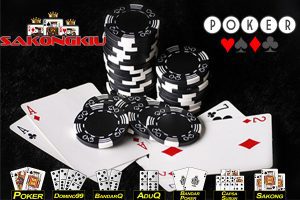 Keuntungan Besar Bermain Poker Online PKV